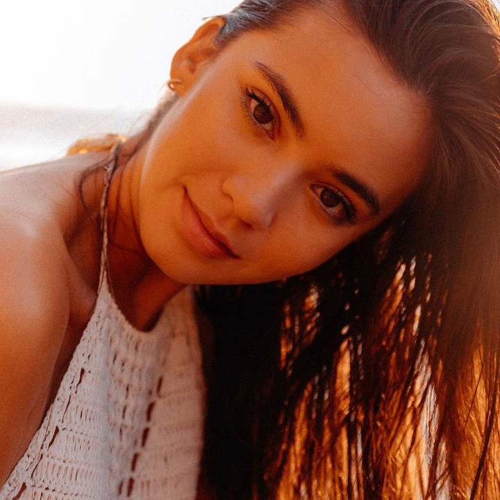 <p>Karen Nijsen adalah model cantik keturunan Padang dan Belanda. Ibunya berasal dari Padang, sementara ayahnya berasal dari Belanda. (Foto: Instagram @karennijsen)</p>