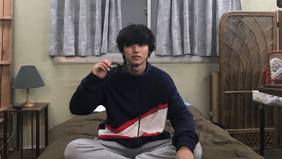 Kento Yamazaki 7 Potret Kento Yamazaki, Pemeran Alice In Borderland yang Populer di Jepang