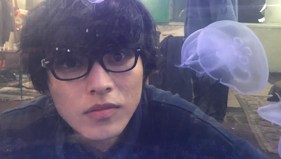 7 Potret Kento Yamazaki, Pemeran Alice In Borderland yang Populer di Jepang