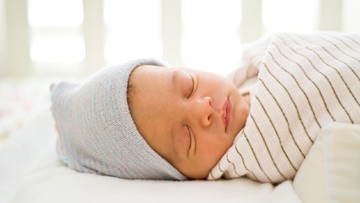 PERKEMBANGAN BAYI 1 BULAN YANG MENAKJUBKAN