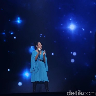 Raisa, Ayu Ting Ting hingga Tantri 'Kotak' Buka Acara HUT Transmedia ke-19