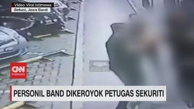 VIDEO: Personil Band Dikeroyok Petugas Sekuriti
