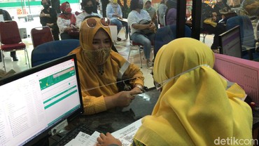 img-title Nikah Lagi, Kiwil Digugat Cerai Istri Pertama
