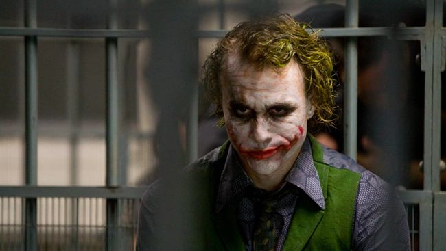 Bioskop Trans TV malam ini, Minggu (16/7), menayangkan The Dark Knight (2008) pukul 21.30 WIB.