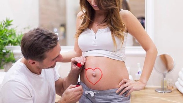 Tingkatkan Peluang Hamil, Begini Tanda Wanita Sedang Berada di Masa Subur