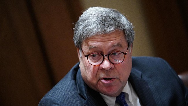 Jaksa Agung AS, William Barr, memutuskan mundur di tengah pertikaian dengan Presiden AS, Donald Trump, soal dugaan kecurangan pilpres.