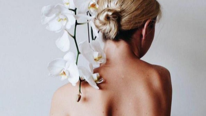 Cara Ampuh Singkirkan Jerawat Badan Biar Kulit Tubuhmu Makin Mulus