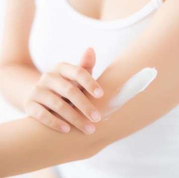 img-title Cari Body Lotion yang Gak Lengket? 4 Body Lotion Ini Bisa Kamu Coba