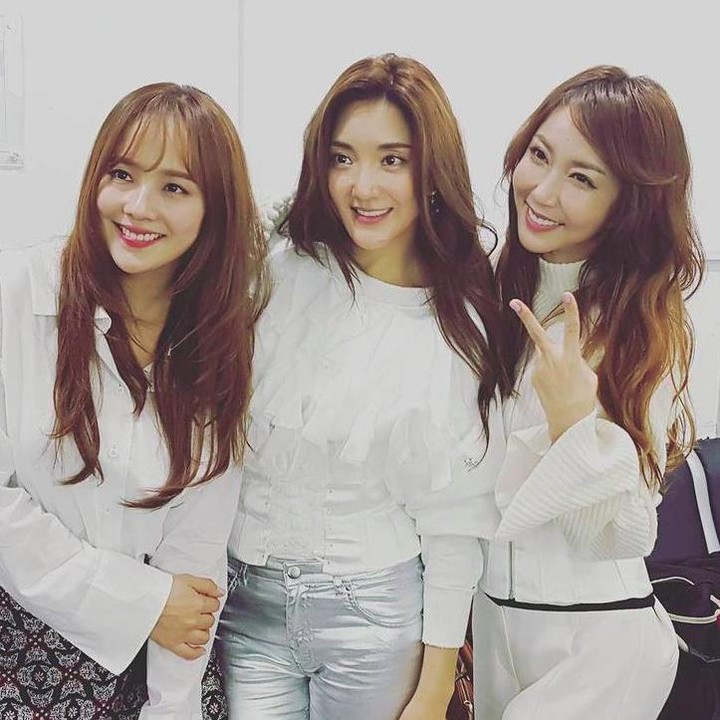 <p>Selain menjadi aktris, Eugene memulai kariernya sebagai penyanyi dan mantan member girlband SES. (Foto: Instagram @eugene810303)</p>