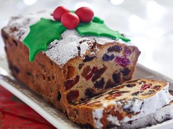 Ini Cerita Fruitcake Menjadi Andalan Sajian Natal dan Tahun Baru
