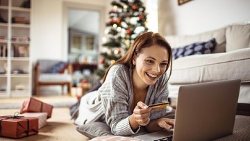 INTIP TRADISI NATAL DI MEKSIKO HINGGA FINLANDIA, ADA YANG PAWAI