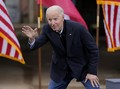 Biden Akan Cabut Larangan Masuk AS bagi Negara Muslim