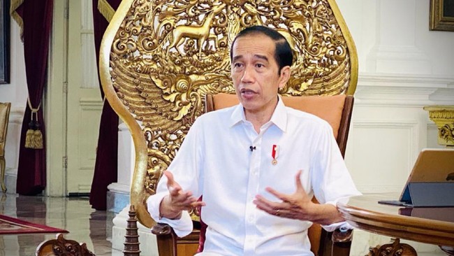 Presiden Joko Widodo menegaskan bahwa vaksin covid-19 sudah tersedia di Indonesia hanya tinggal menunggu waktu diberikan kepada warga.
