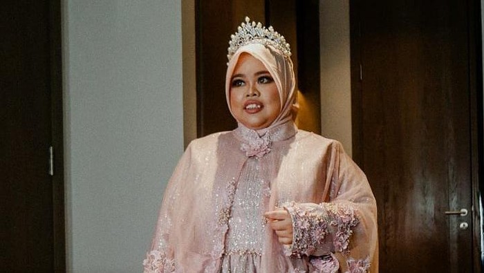 Lirik Lagu Queen Pentol - Kekeyi