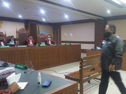 Luthfi Hasan Ajukan PK Terkait Kasus Suap Impor Daging Sapi