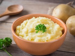 Bikin Mashed Potato dari Keripik Kentang, Pria Ini Banjir Kritik!