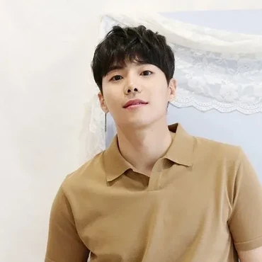 Kini Tenar Lewat DraKor 'Penthouse', Park Eun Seok Dulu Tak Bisa Bahasa Korea