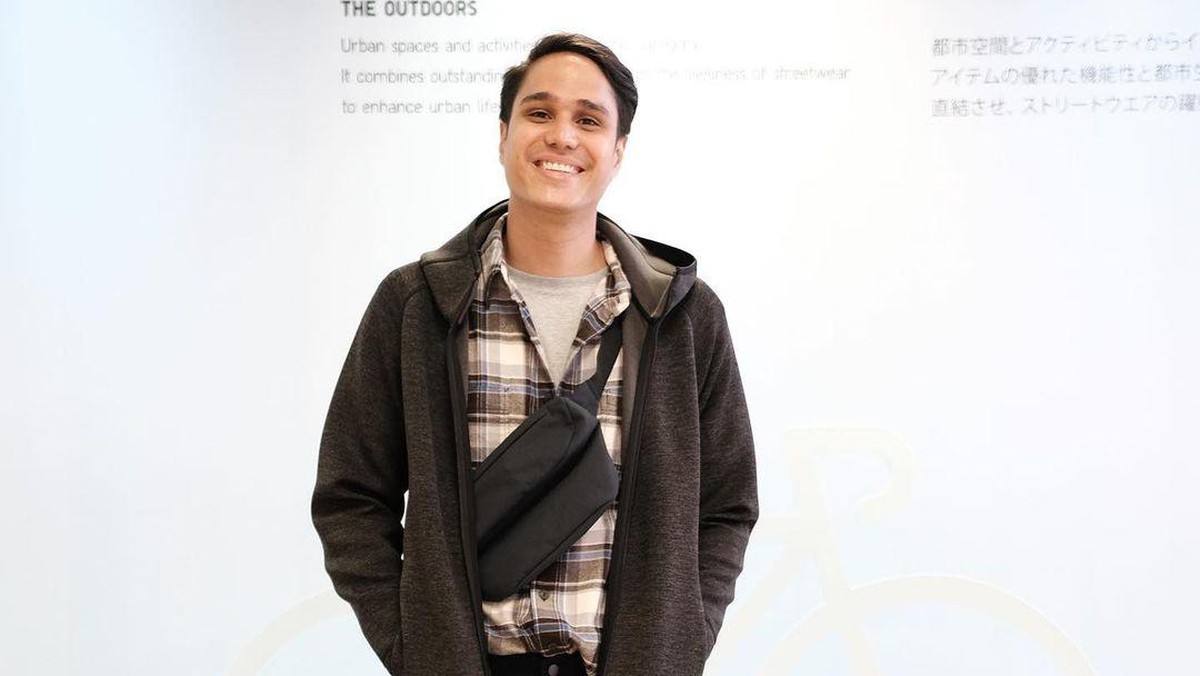 Pesona Tampan Mischa Chandrawinata&comma; Mantan Pacar Jessica Mila