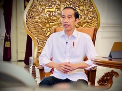 7 Kebijakan Pemerintah yang Berubah Secepat Kilat Seperti Keputusan Vaksin