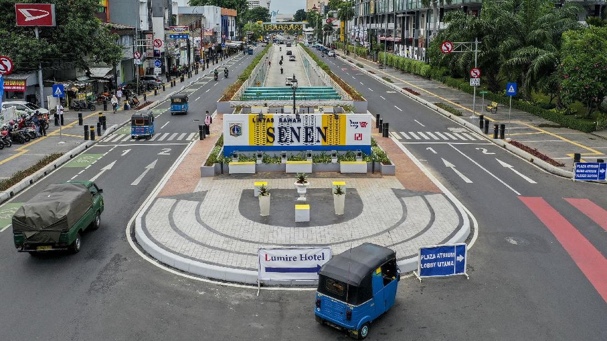 FOTO: Wajah Baru Simpang Pasar Senen yang Kekinian