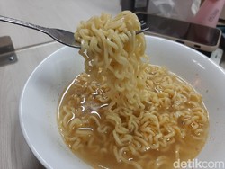 Viral Masak Supermi Challenge 1 Menit 45 Detik, Begini Rasanya