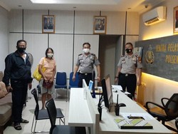 Viral Perempuan di Menteng Hina Jokowi, Begini Penjelasan Polisi