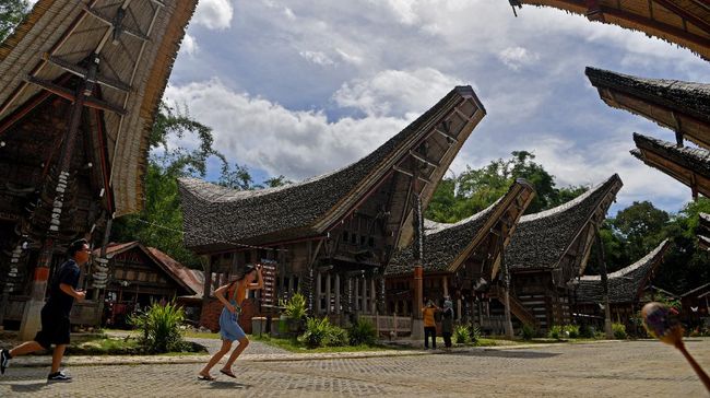 Apa saja wujud keragaman budaya yang bangsa kita miliki? Berikut keragaman budaya Indonesia yang menjadi ciri khas daerah masing-masing.