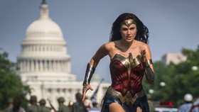 Sekuel Kedua Sukses, Wonder Woman 3 Langsung Diproduksi