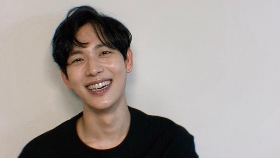 10 Potret Im Siwan Pemeran Drama Korea Run On