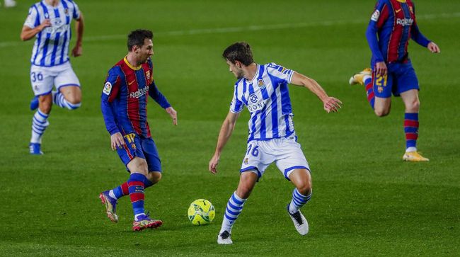Hasil Liga Spanyol: Barcelona Gebuk Real Socieded 2-1 Barcelona berhasil mengalahkan Real Socieded 2-1 di pekan ke-13 Liga Spanyol. Dua gol dari Jordi Alba dan Frenkie De Jong memastikan tiga poin dalam laga ini.