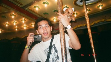 img-title Jefri Nichol Yakin Profesional Beradegan Intim 1 Jam dengan Dea Panendra
