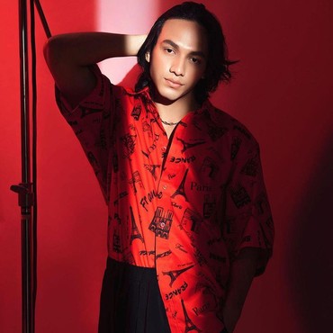 Jefri Nichol Gendong Fans Wanita Jadi Kontroversi, Menjurus Pelecehan Seksual