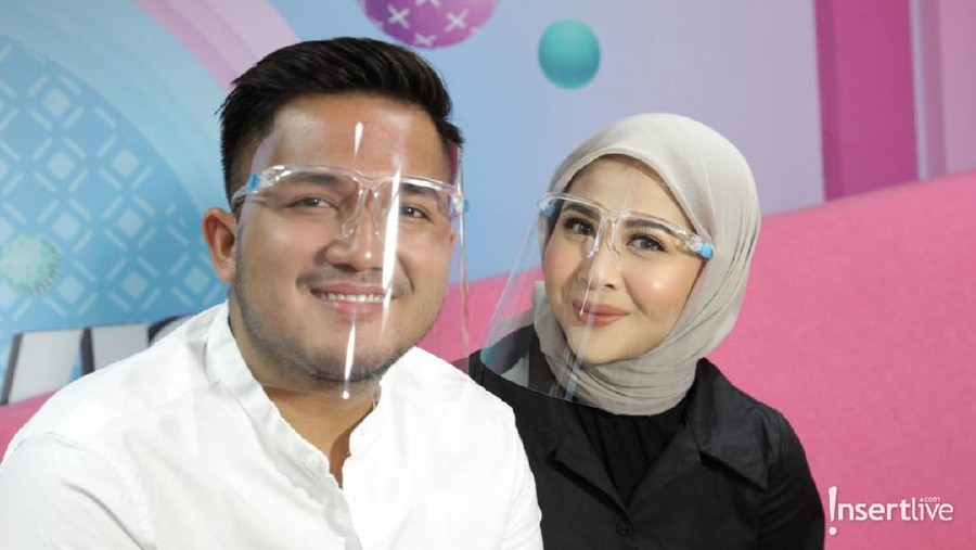 Kesha Ratuliu dan Adhi Permana