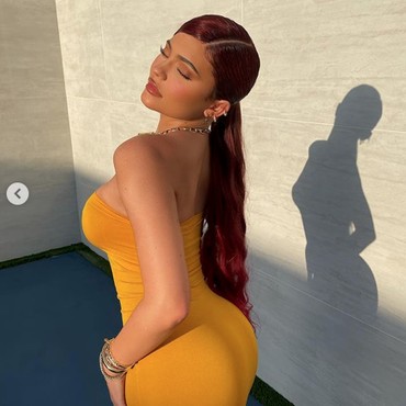 Dicibir soal Minta Sumbangan, Kylie Jenner Buka Suara