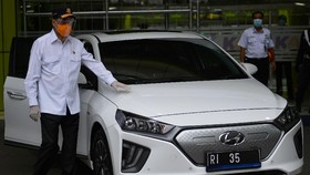 Menhub Pilih Mobil Listrik Hyundai buat Kendaraan Dinas