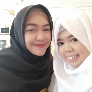 Kisah Persahabatan Positif Ria Ricis dan Kekeyi