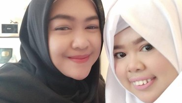 img-title Kisah Persahabatan Positif Ria Ricis dan Kekeyi