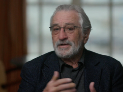 Robert de Niro Cerita Pengalaman Perankan Vito Corleone dalam The Godfather