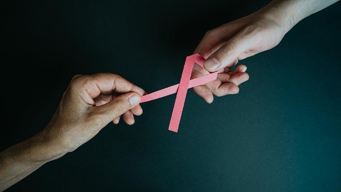 Sebelum Terjadi, Cegah Kanker Payudara dengan 8 Cara Ini!