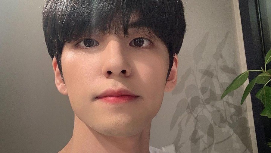 Wonpil DAY6 Gaya selfie Wonpil DAY6