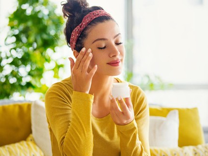 Skincare Aman untuk Ibu Hamil & Menyusui, Ini Saran Dokter Bun