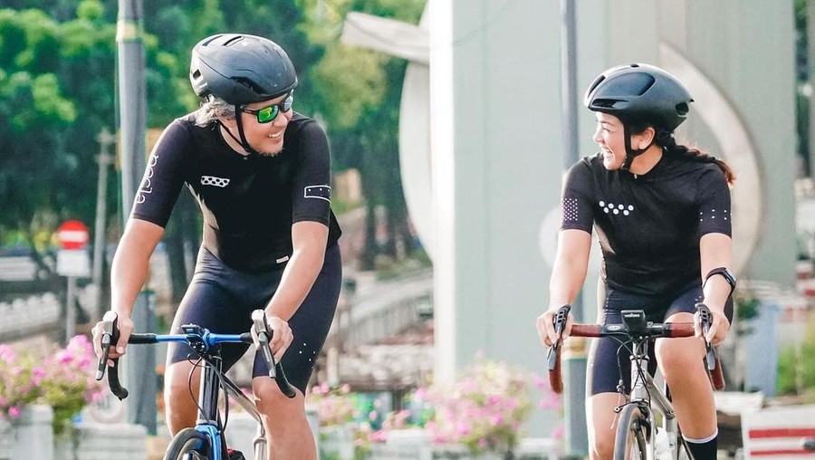 Ernest Cokelat dan Nirina Zubir