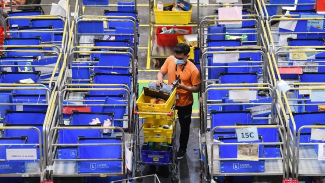 Kemendag akan memperketat pengawasan dan pengaturan terkait dengan produk yang diperdagangkan melalui platform e-commerce.