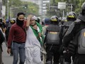 Massa Aksi 1812 Dibubarkan Polisi, Patung Kuda Steril