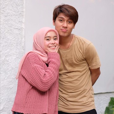 Lesti Masuk 5 Besar Wanita Tercantik Dunia, Ini Komentar Rizky Billar