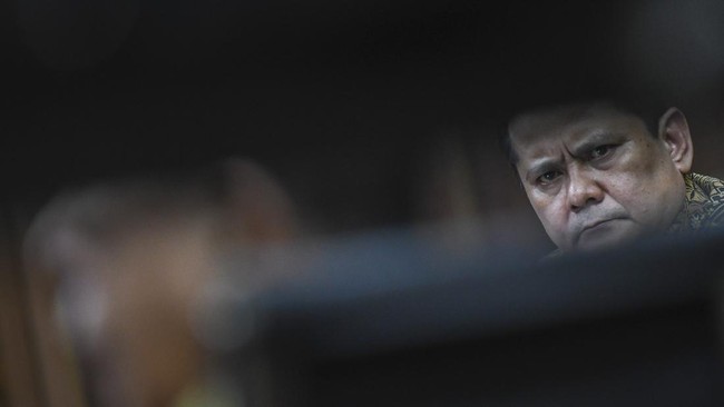 Dalam lanjutan sidang penganiayaan M Kace oleh Irjen Napoleon, saksi yang merupakan eks Panglima Laskar FPI menyatakan mencabut keterangannya di BAP.
