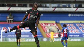 Makna Menyentuh Hati di Balik Selebrasi Gol Sadio Mane