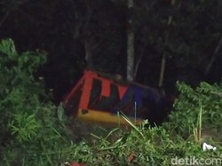 Kecelakaan Maut, Odong-odong Terjun ke Jurang Angkut Pengiring Pengantin