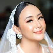 Cantiknya Dinar Amanda dengan Makeup Flawless di Hari Pernikahan