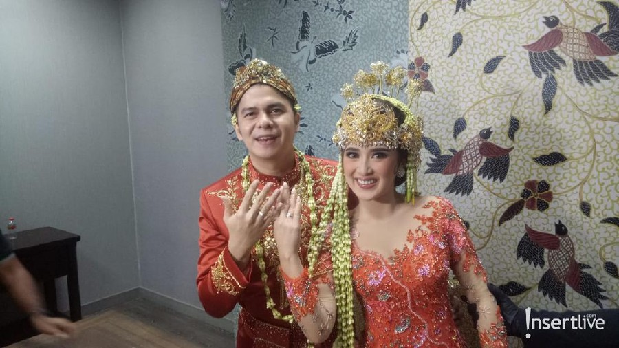 Handika Pratama & Rosiana Dewi